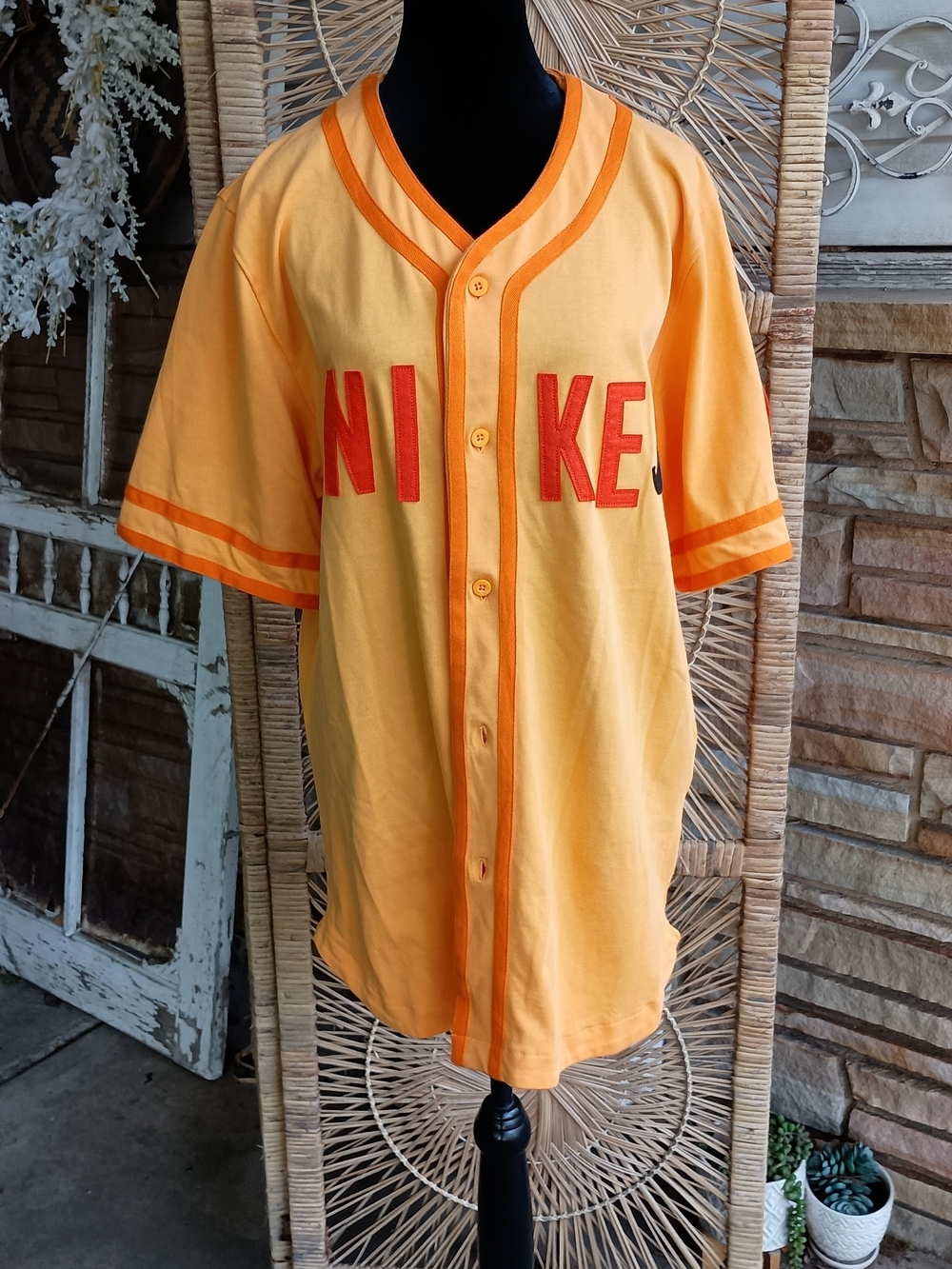 Nike Men’s Yellow Orange-Trim 100% Cotton Baseball Jersey_L